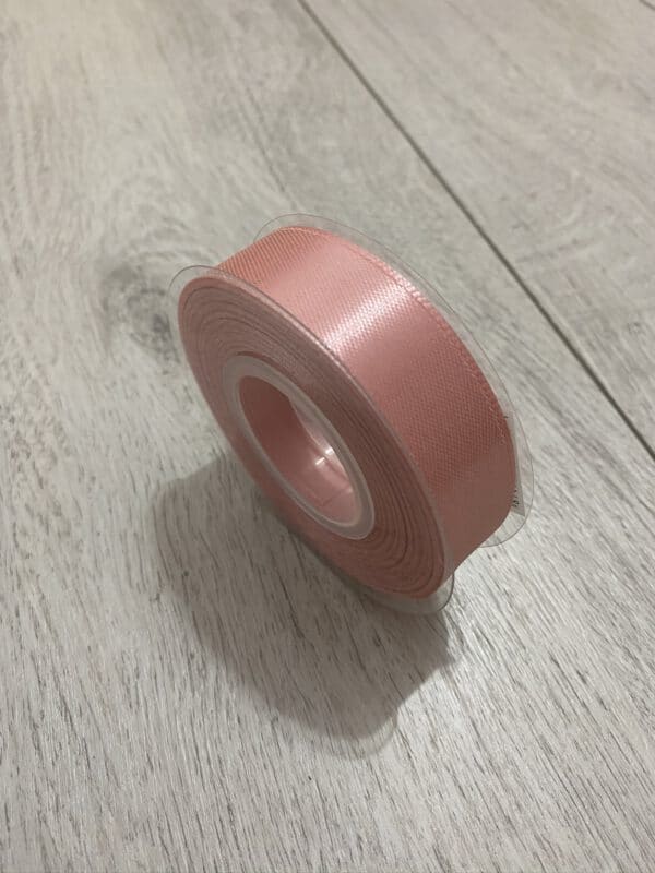 סרט סאטן פודרה