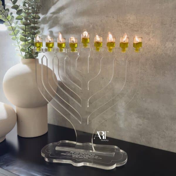 ⁦חנוכייה שקופה מהודרת⁩ – תמונה ⁦2⁩